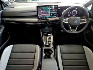 Volkswagen Golf 1.4TSI R-Line Plus - Image 11