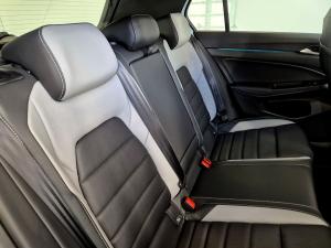 Volkswagen Golf 1.4TSI R-Line Plus - Image 18
