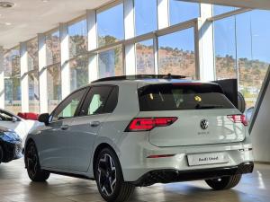 Volkswagen Golf 1.4TSI R-Line Plus - Image 8