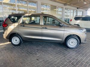 Suzuki Ertiga 1.5 GA - Image 8
