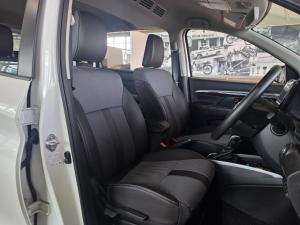 Suzuki Ertiga 1.5 GL manual - Image 8