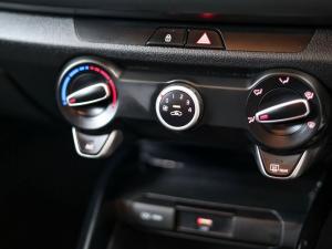Kia Rio hatch 1.2 LS - Image 14