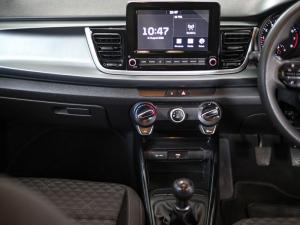 Kia Rio hatch 1.2 LS - Image 15