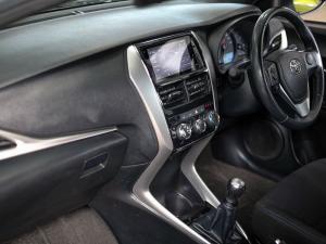 Toyota Yaris 1.5 Xs - Image 11