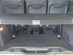 Mercedes-Benz V-Class V300d Exclusive - Image 10