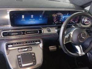 Mercedes-Benz V-Class V300d Exclusive - Image 12