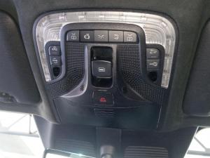 Mercedes-Benz V-Class V300d Exclusive - Image 18
