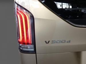 Mercedes-Benz V-Class V300d Exclusive - Image 20