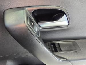 Volkswagen Polo Vivo hatch 1.6 Comfortline auto - Image 14