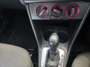 Volkswagen Polo Vivo hatch 1.6 Comfortline auto - Image 17