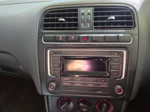 Volkswagen Polo Vivo hatch 1.6 Comfortline auto - Image 19