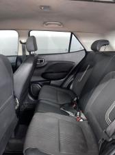 Hyundai Venue 1.0T Fluid auto - Image 13