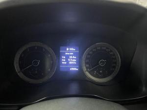 Hyundai Venue 1.0T Fluid auto - Image 17