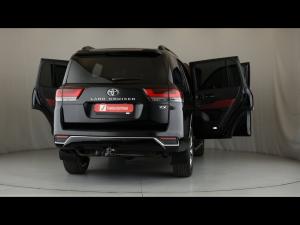 Toyota Land Cruiser 300 3.5T ZX - Image 9