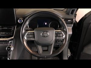 Toyota Land Cruiser 300 3.5T ZX - Image 26