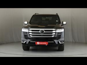 Toyota Land Cruiser 300 3.5T ZX - Image 4