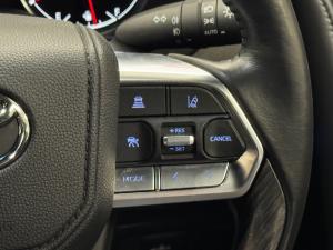 Toyota Land Cruiser 300 3.5T GR-Sport - Image 10
