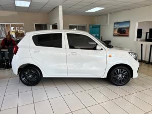 Toyota Vitz 1.0 XR manual - Image 3