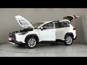 Toyota Corolla Cross 1.8 Xi - Image 12