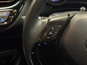 Toyota C-HR 1.2T Plus auto - Image 9