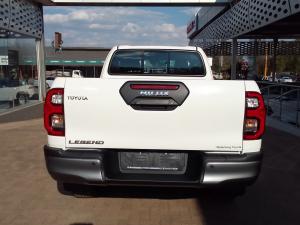 Toyota Hilux 2.8GD-6 Xtra cab Legend auto - Image 5