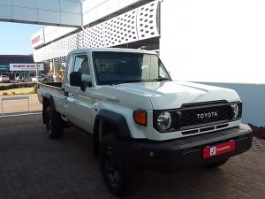 Toyota Land Cruiser 79 2.8GD-6 single cab auto - Image 1