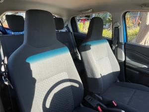 Toyota Vitz 1.0 XR manual - Image 10