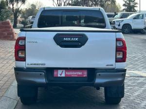 Toyota Hilux 2.8GD-6 double cab 4x4 Legend auto - Image 5