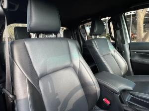 Toyota Hilux 2.8GD-6 double cab 4x4 Legend auto - Image 9