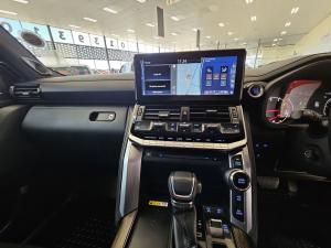 Toyota Land Cruiser 300 3.3D ZX - Image 6