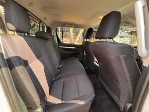 Toyota Hilux 2.4GD-6 double cab 4x4 Raider X auto - Image 13
