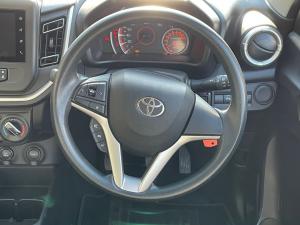 Toyota Vitz 1.0 XR manual - Image 8