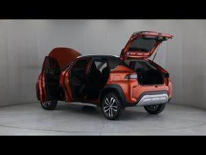 Toyota Starlet Cross 1.5 XR auto - Image 10