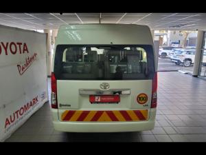 Toyota Quantum 2.8 SLWB bus 14-seater GL manual - Image 5