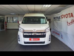 Toyota Quantum 2.8 SLWB bus 14-seater GL manual - Image 4