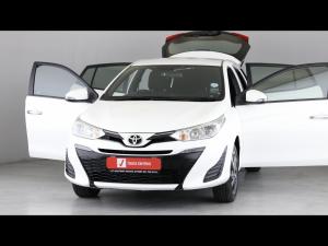 Toyota Yaris 1.5 Xs auto - Image 13