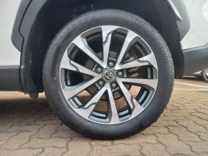 Toyota Corolla Cross 1.8 XR - Image 15