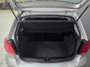Volkswagen Polo Vivo 1.6 Comfortline TIP - Image 12