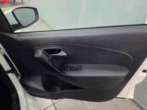 Volkswagen Polo Vivo 1.6 Comfortline TIP - Image 10