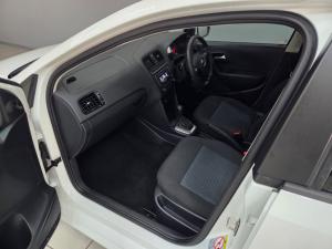 Volkswagen Polo Vivo 1.6 Comfortline TIP - Image 7