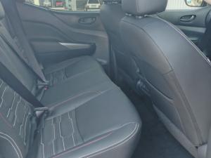 Nissan Navara 2.5DDTI PRO-2X automatic D/C - Image 11