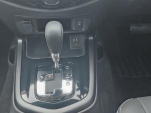 Nissan Navara 2.5DDTI PRO-2X automatic D/C - Image 13