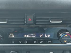 Nissan Qashqai 1.3T Acenta Xtronic - Image 12