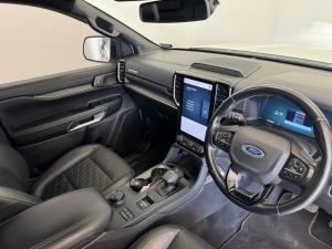 Ford Everest 3.0D V6 Platinum AWD automatic - Image 6