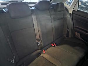 Volkswagen Polo 1.0 TSI Comfortline DSG - Image 11