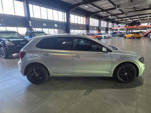 Volkswagen Polo 1.0 TSI Comfortline DSG - Image 5