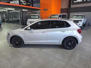 Volkswagen Polo 1.0 TSI Comfortline DSG - Image 6