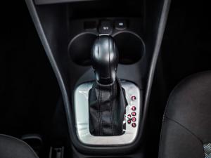 Volkswagen Polo Vivo hatch 1.6 Life - Image 10