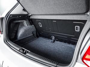 Volkswagen Polo Vivo hatch 1.4 - Image 15