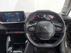 Peugeot 208 1.2 Active - Image 13